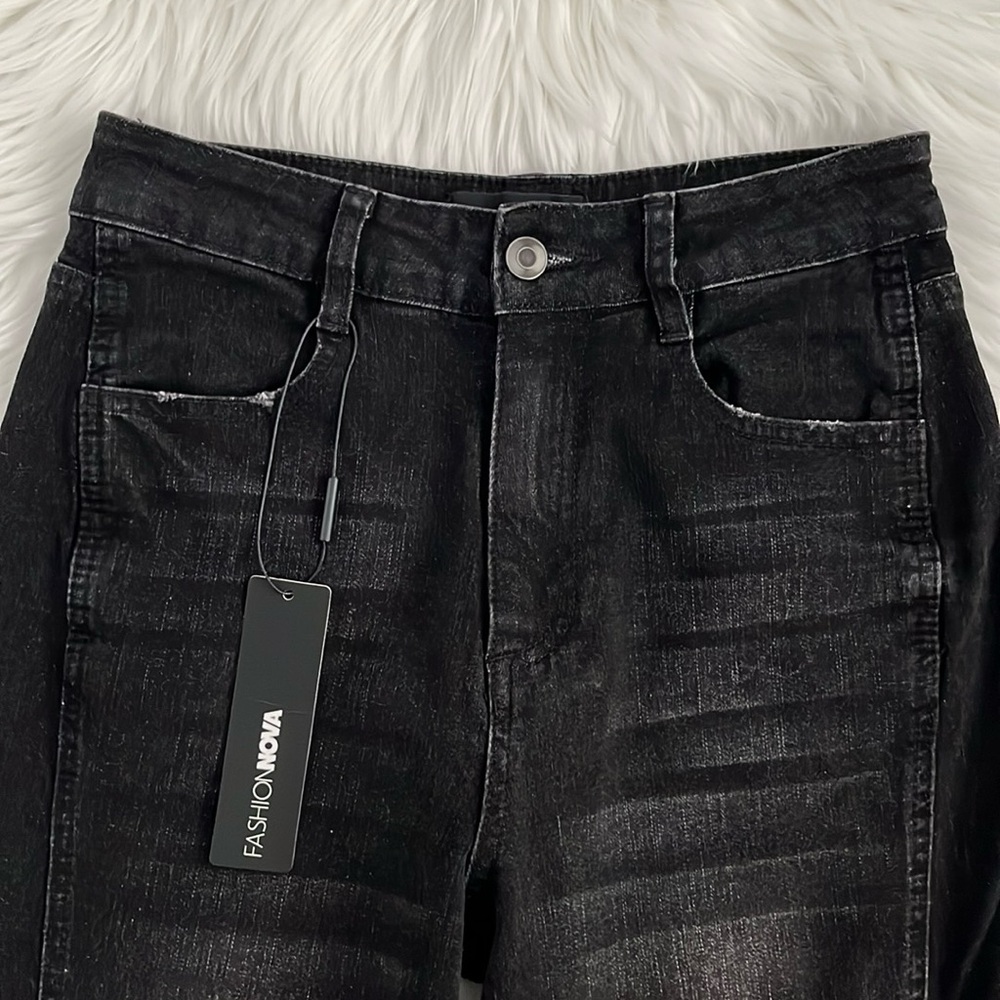 •HP• Fashion Nova Baggy Jeans - Picture 2 of 9